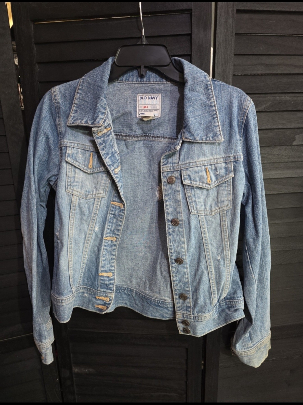 Old Navy Light Blue Denim Jean Jacket - Classic Button-Up